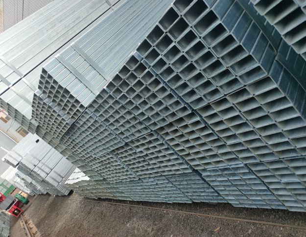 洪湖鍍鋅方矩管